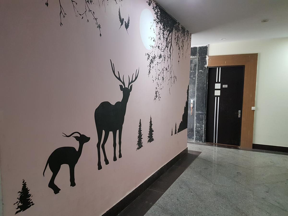 Hôtel The Royal Crown à Gurgaon Extérieur photo